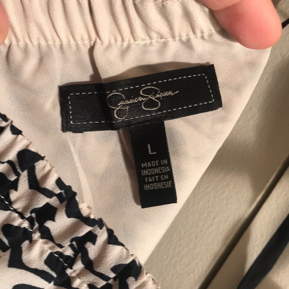 Jessica Simpson Halter Top - Size L - Picture 4 of 6